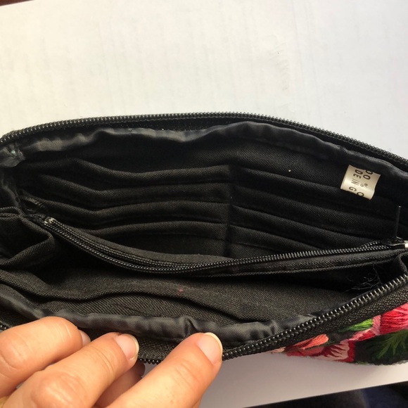 Zunil hupil Guatemalan wristlet wallet - Picture 3 of 8